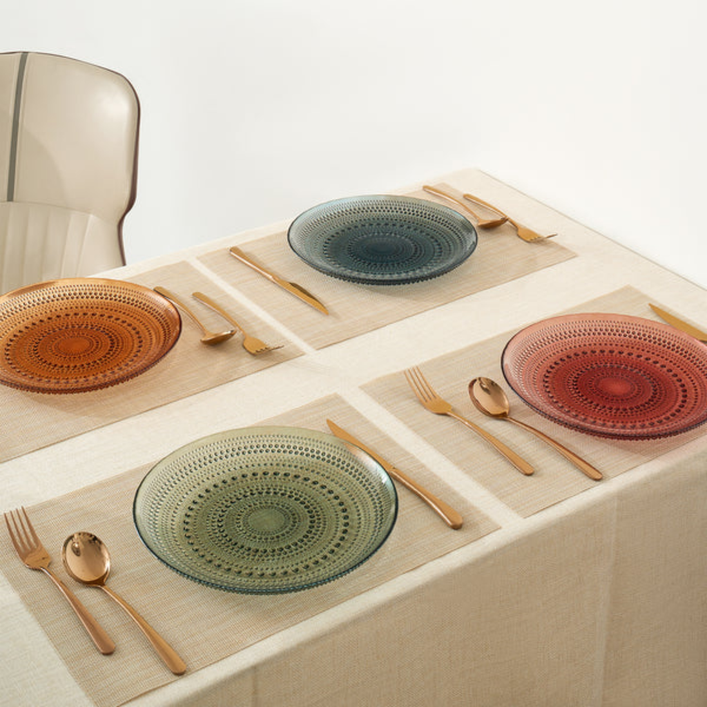 Tonal Hobnail Glass Plate, Set of 4