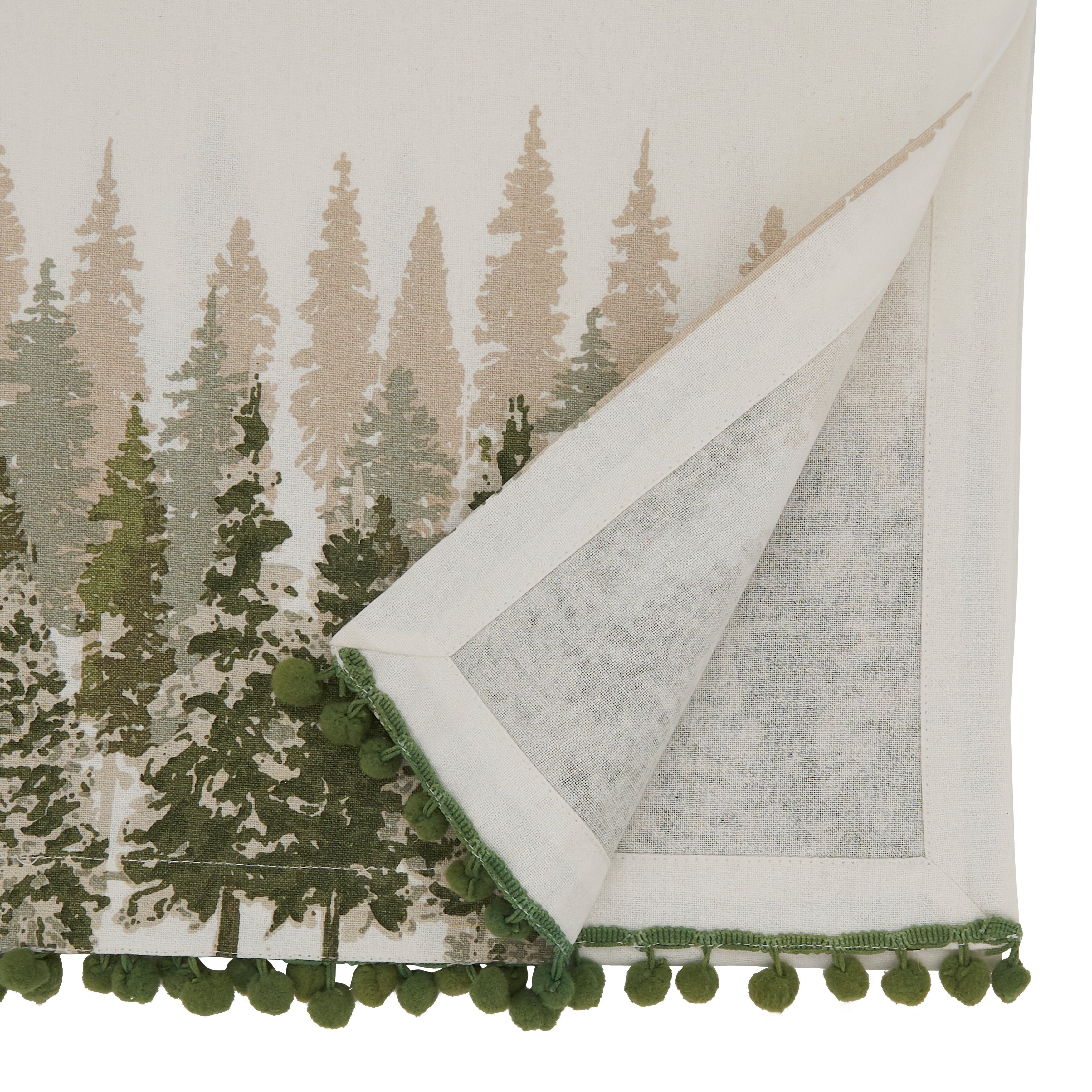 Christmas Tree Pom Pom Table Runner