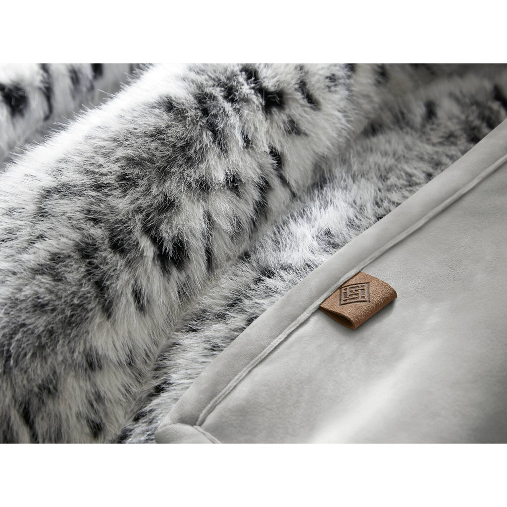 Luxe Faux Fur Throw Blanket
