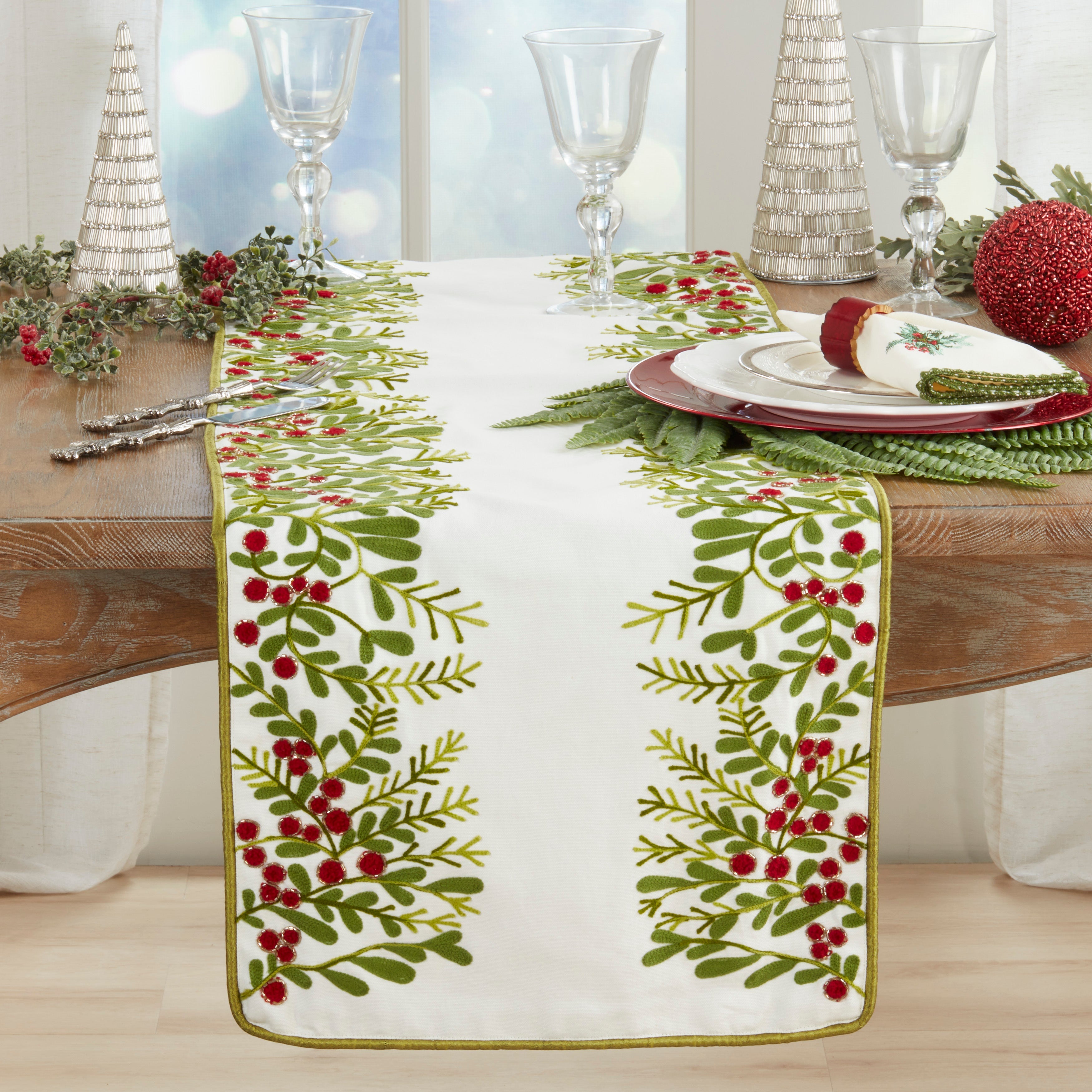 Red Berry Table Runner