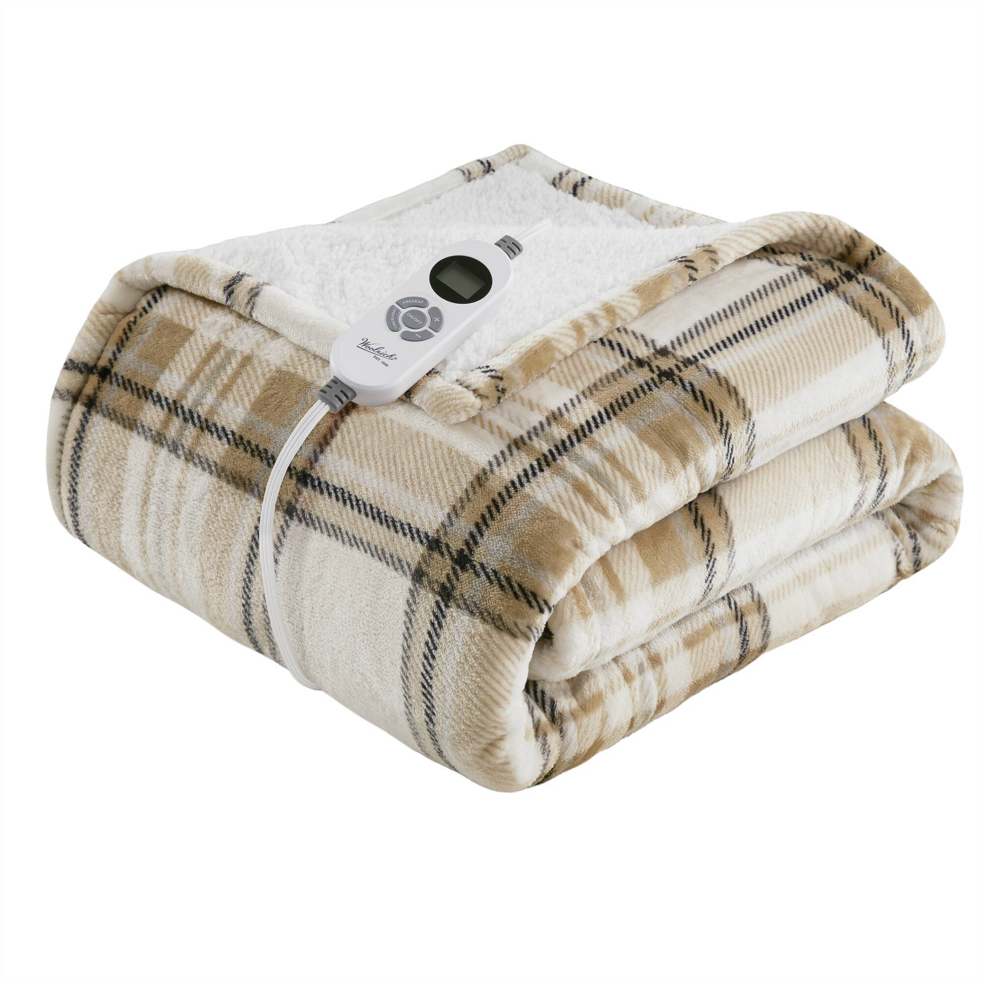 Tan Plaid 50x60' Heated Throw