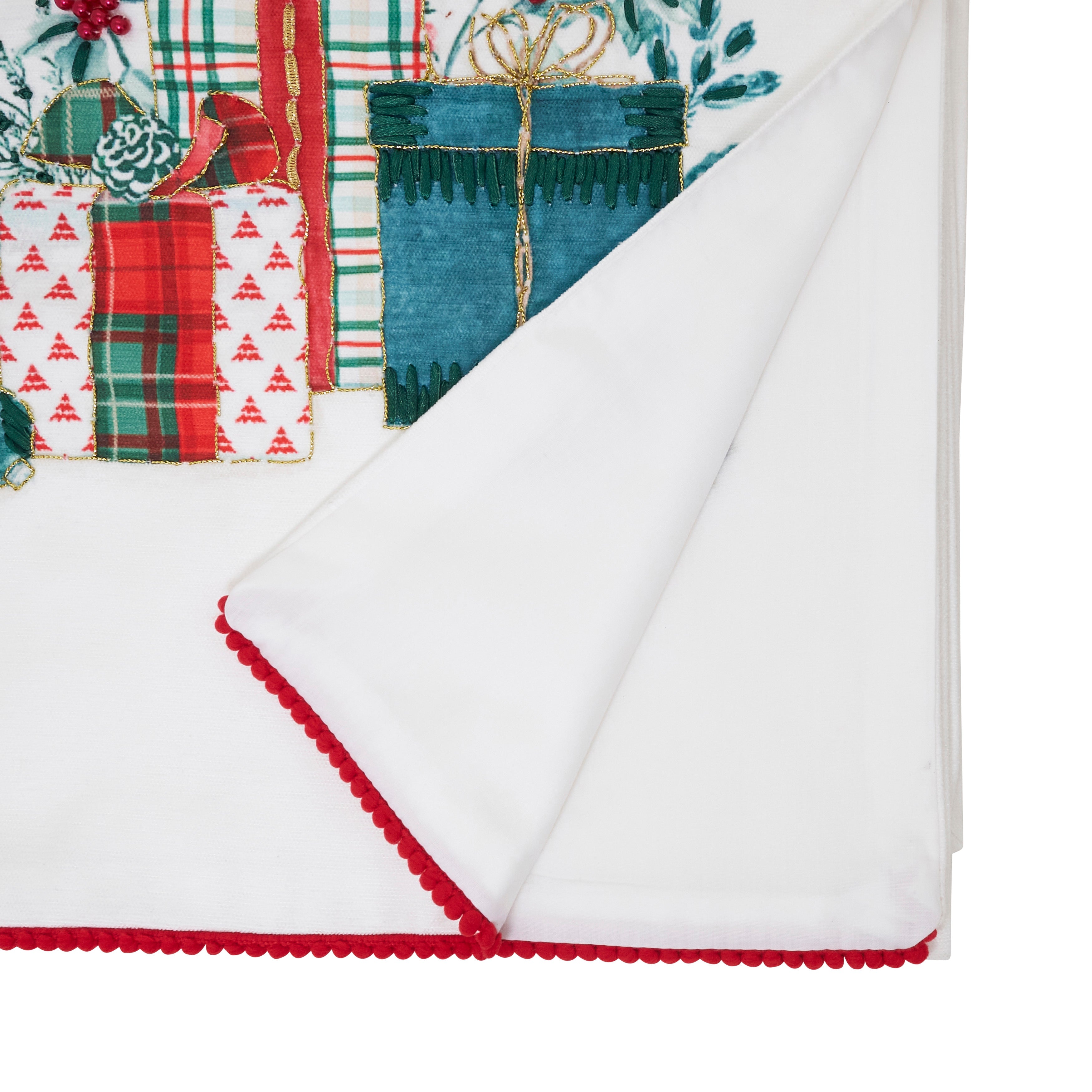 Christmas Gifts Table Runner