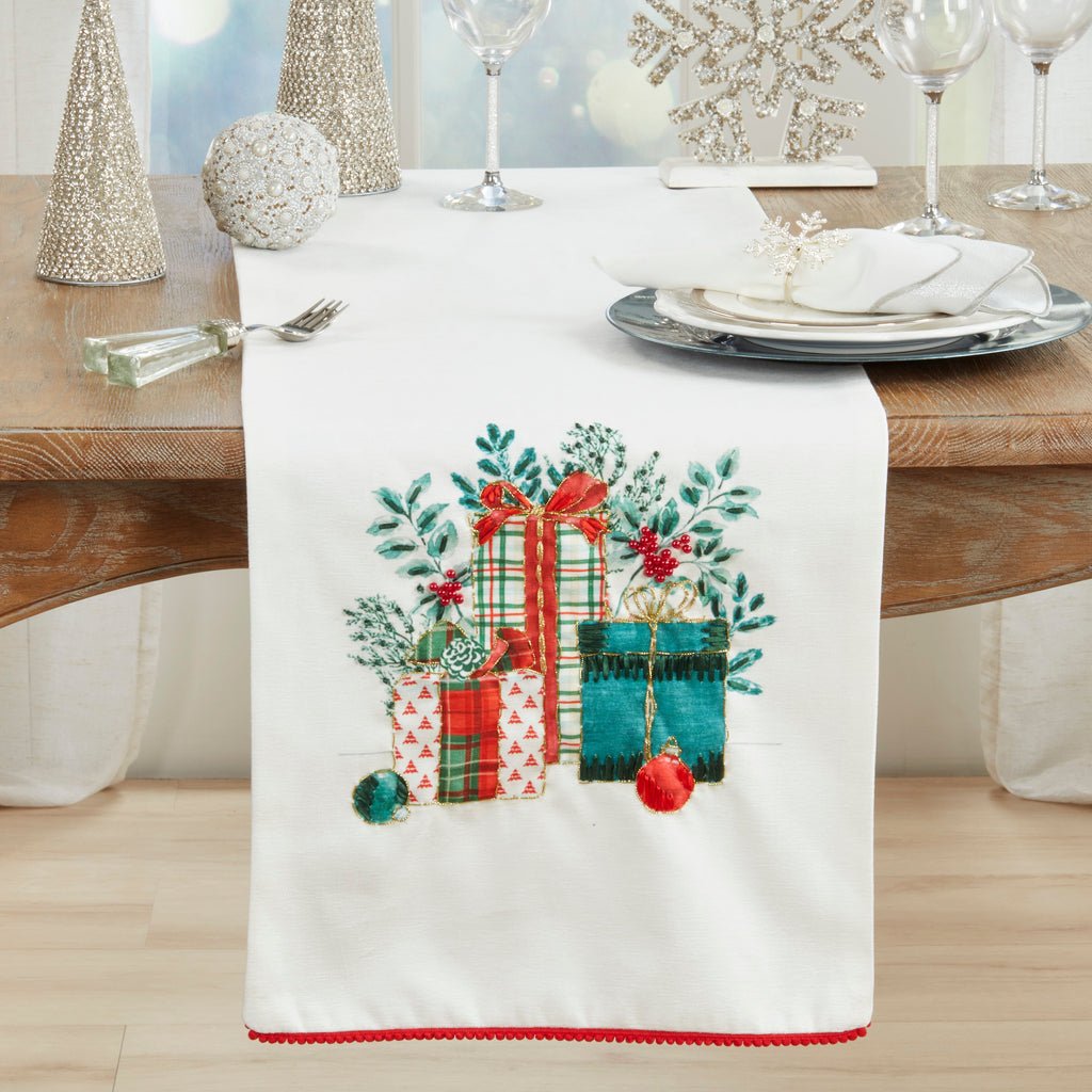 Christmas Gifts Table Runner