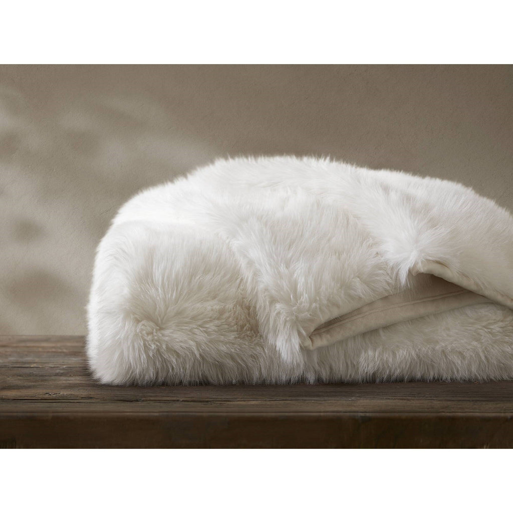 Luxe Faux Fur Throw Blanket