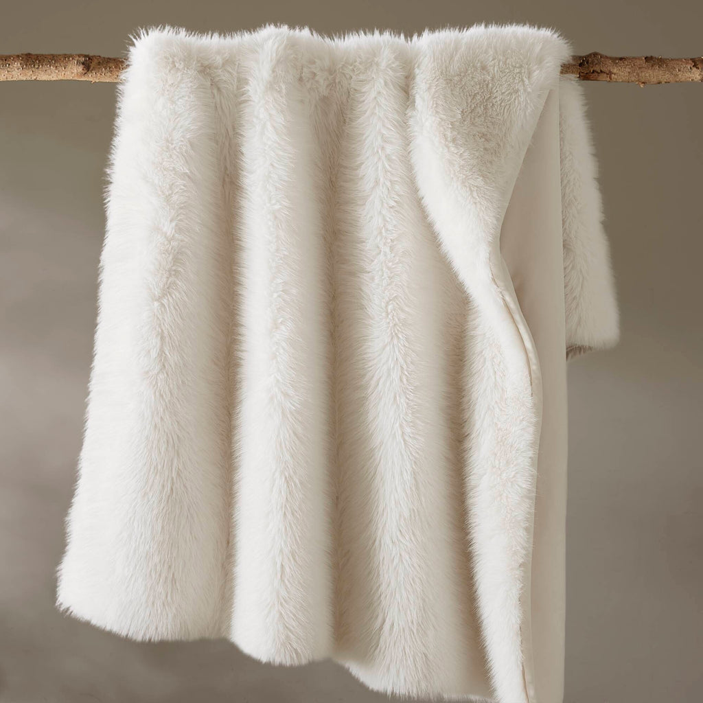 Luxe Faux Fur Throw Blanket