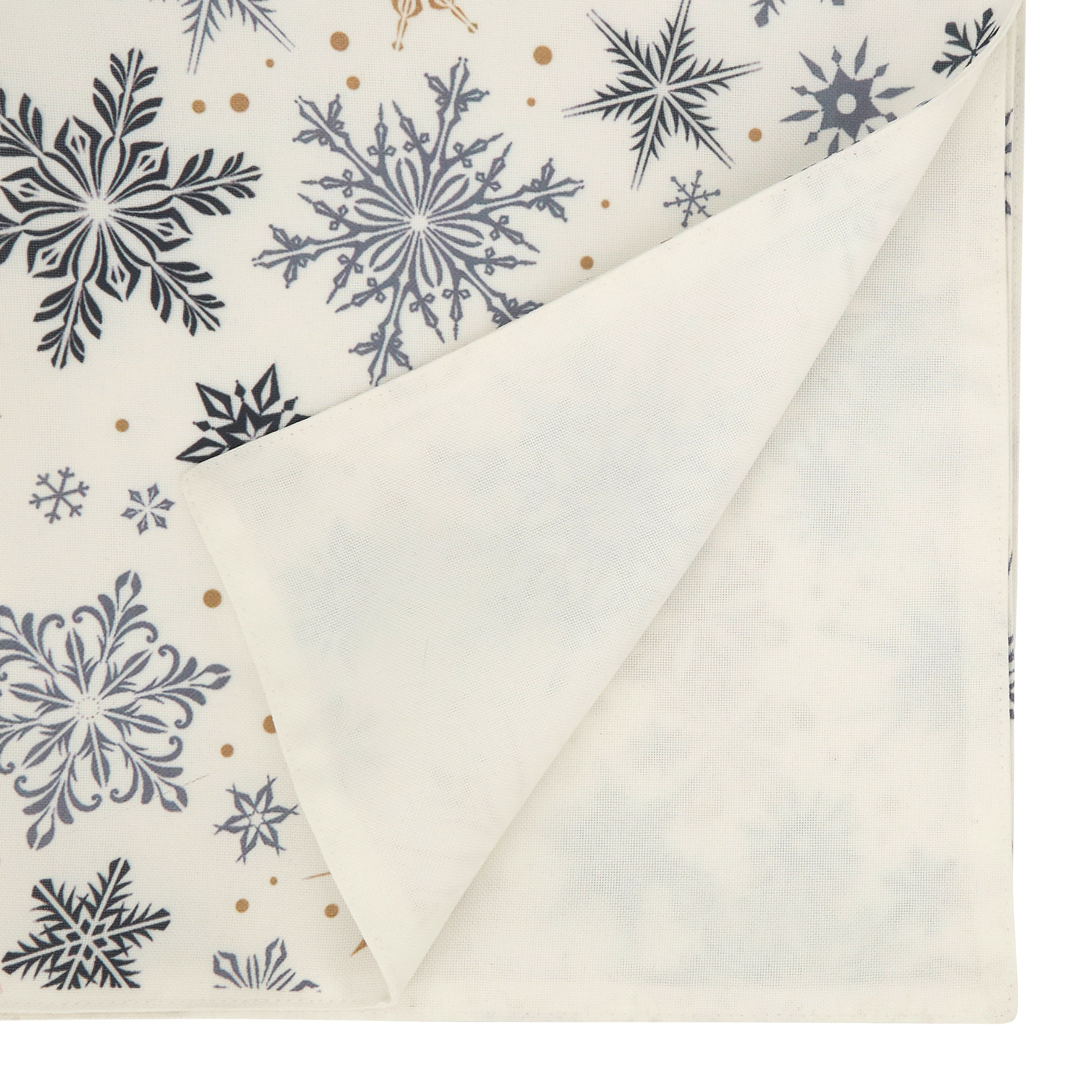Snowflakes Design Table Runner