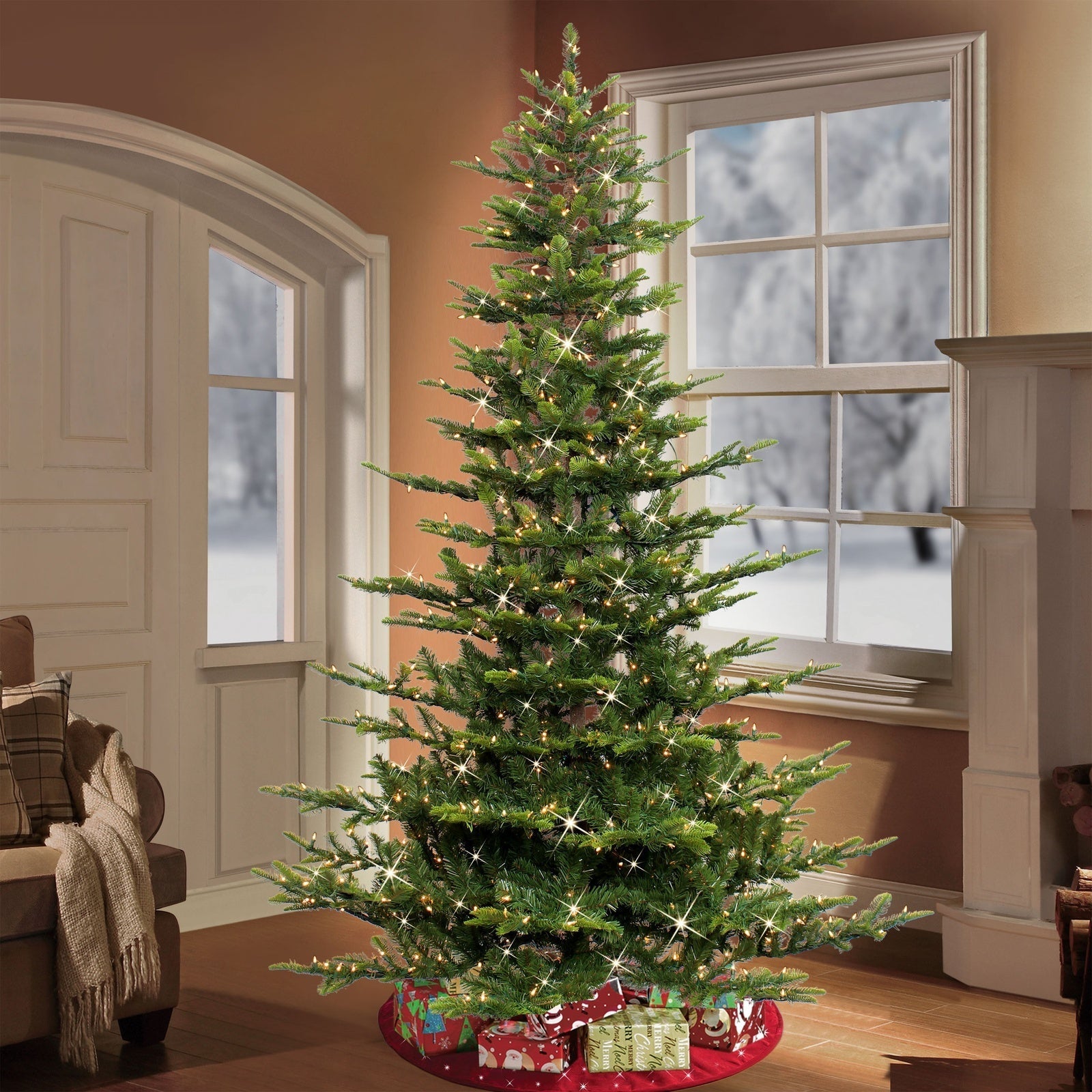 6.5 ft Pre-lit Aspen Fir Artificial Christmas Tree with Clear Lights & Metal Stand