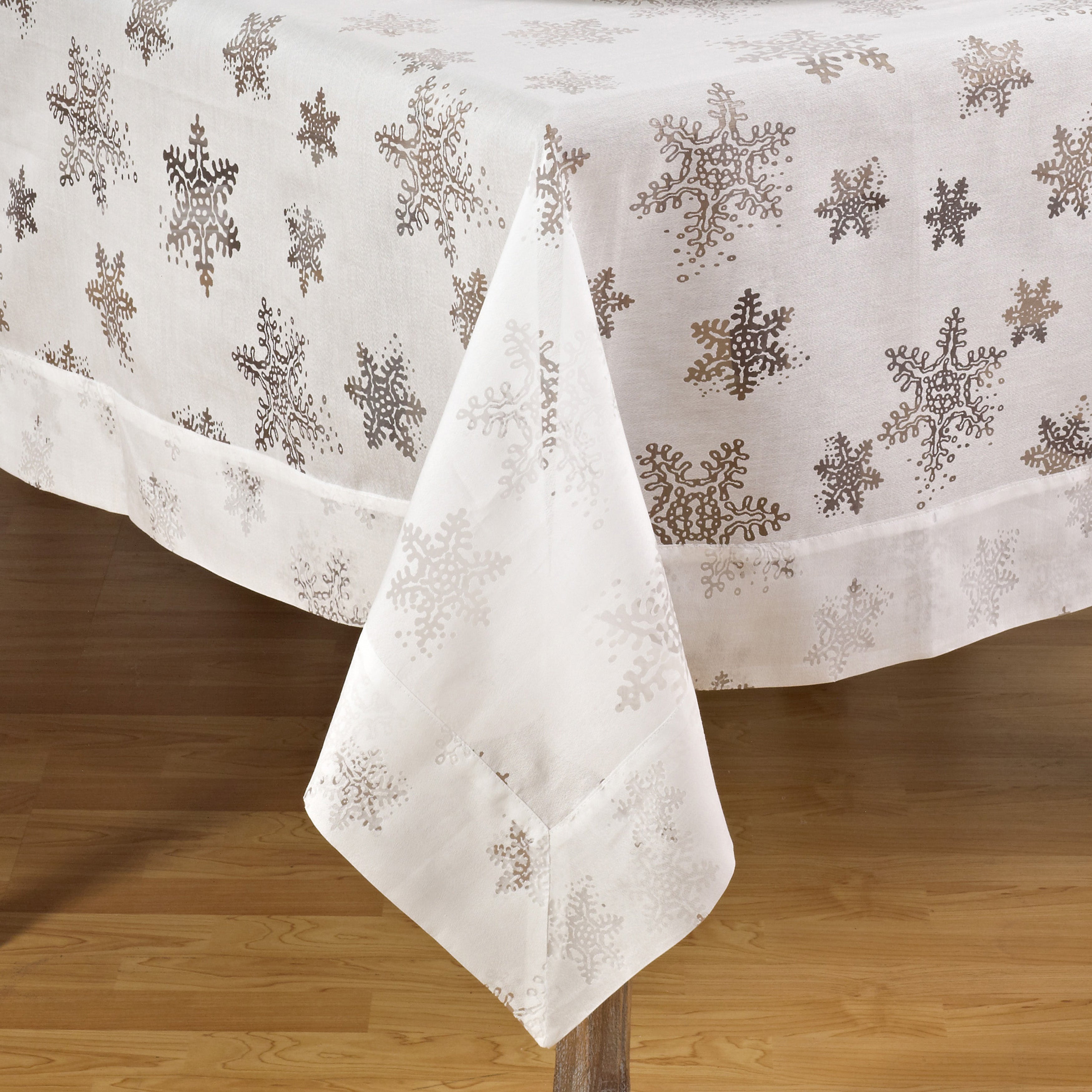 Burnout Snowflake Design Tablecloth
