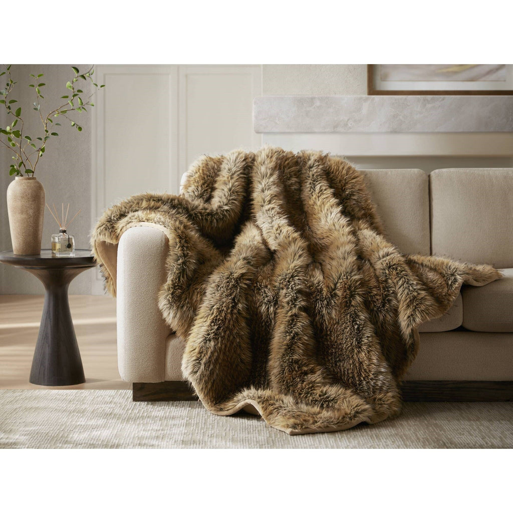 Luxe Faux Fur Throw Blanket
