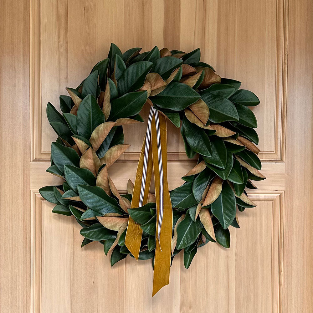 30 Lush Artificial Magnolia Leaf Wreath