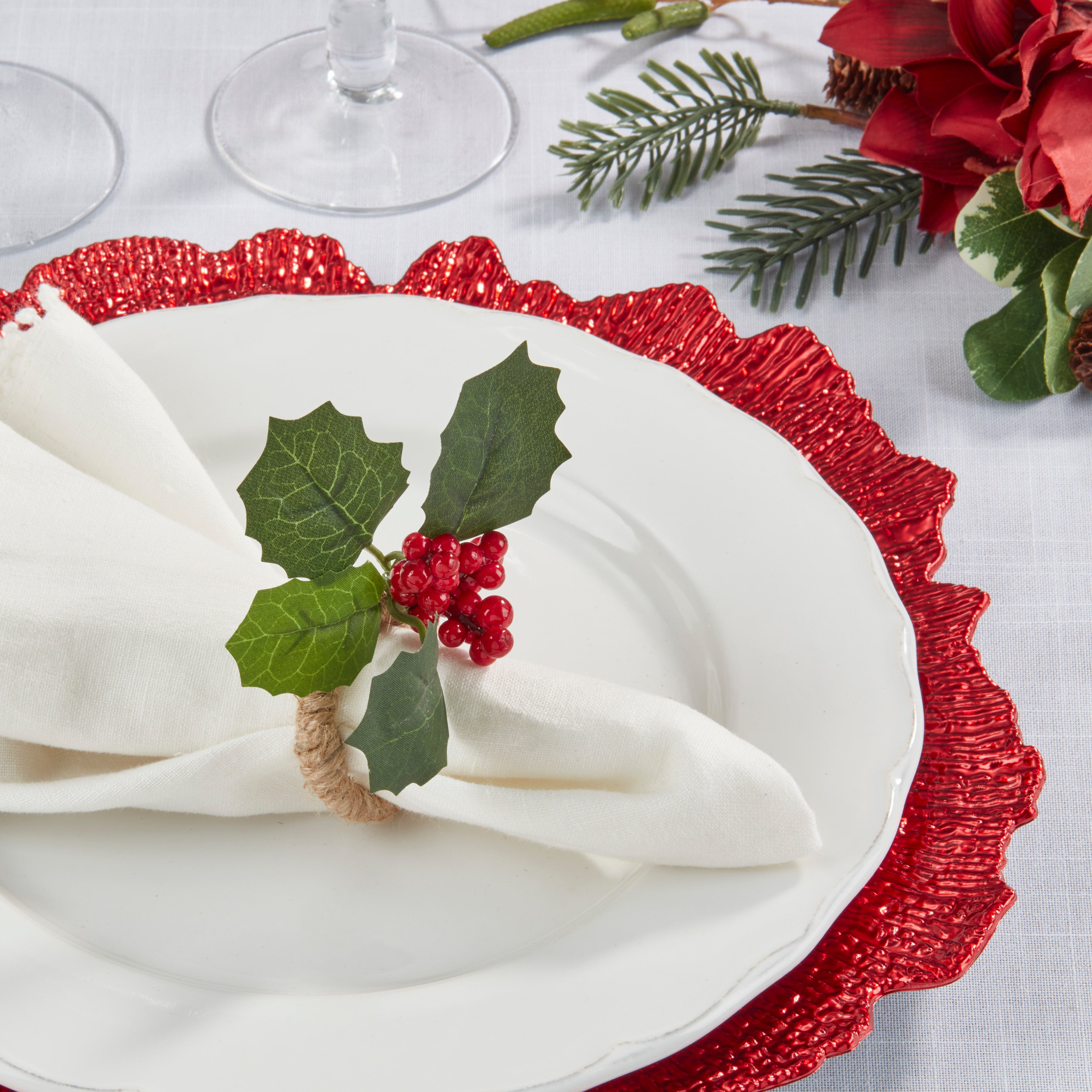 Red Berry Grove Napkin Ring, Set of 4