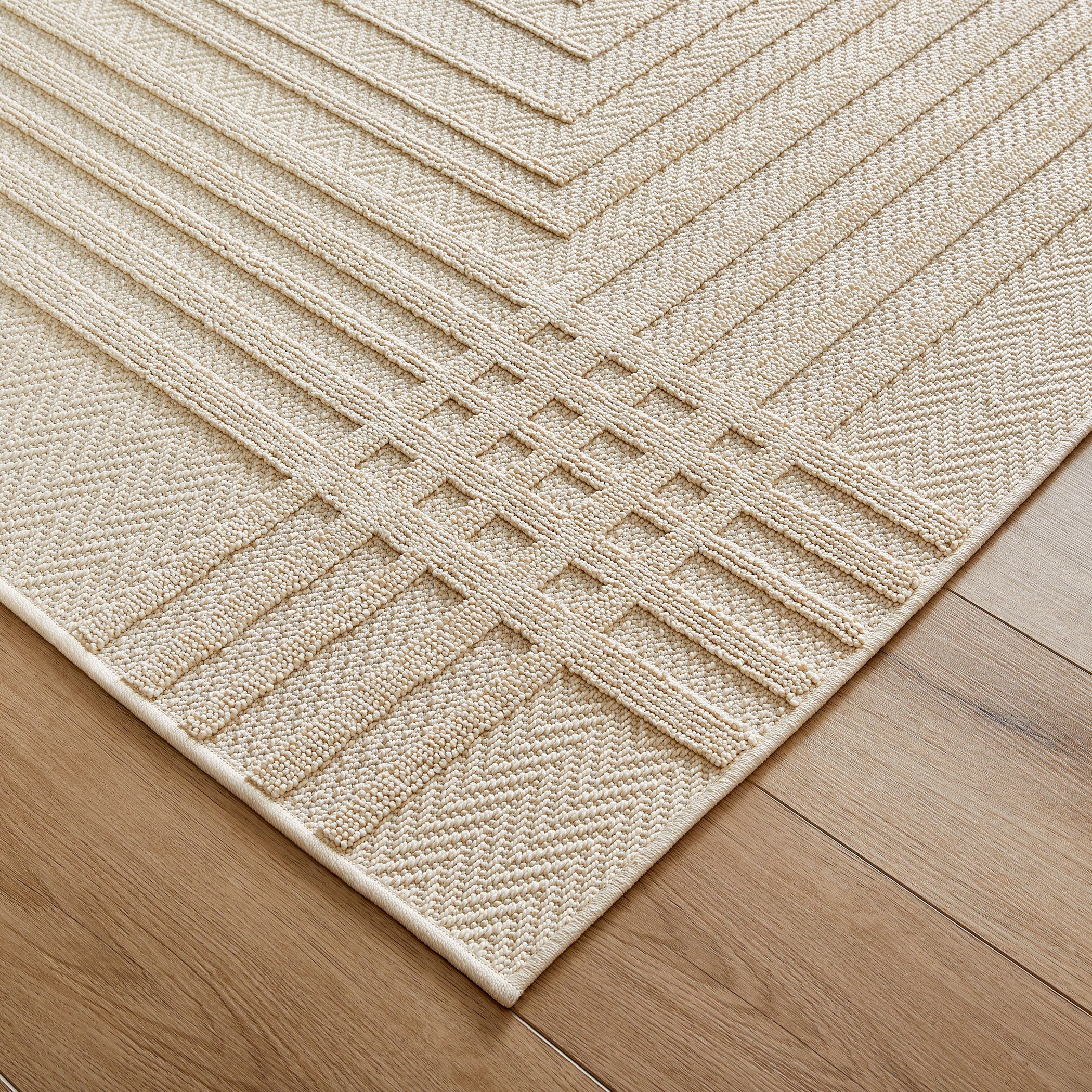 Laid Back Geometric Luxe Ivory Rug