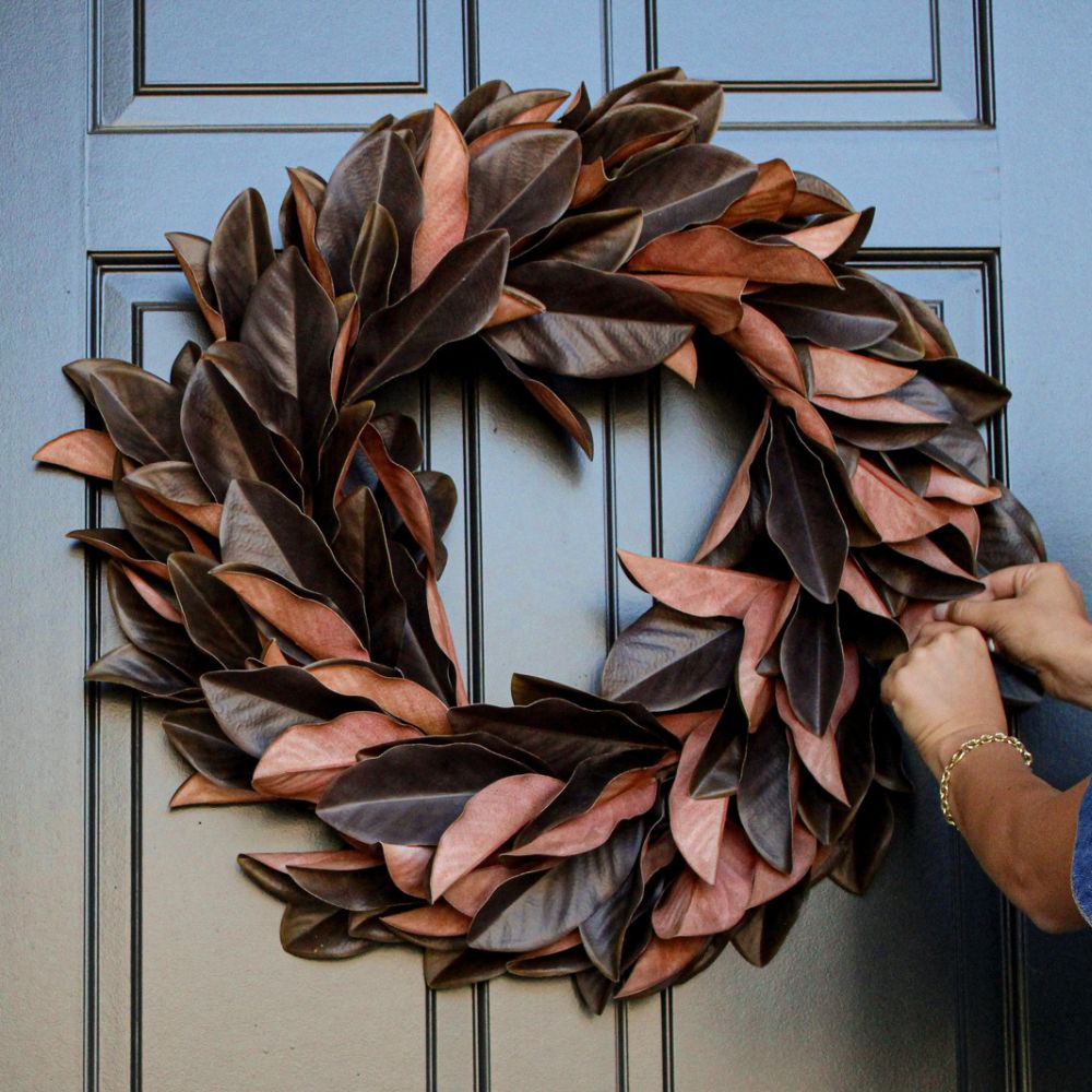 30 Lifelike Brown Magnolia Leaf Wreath