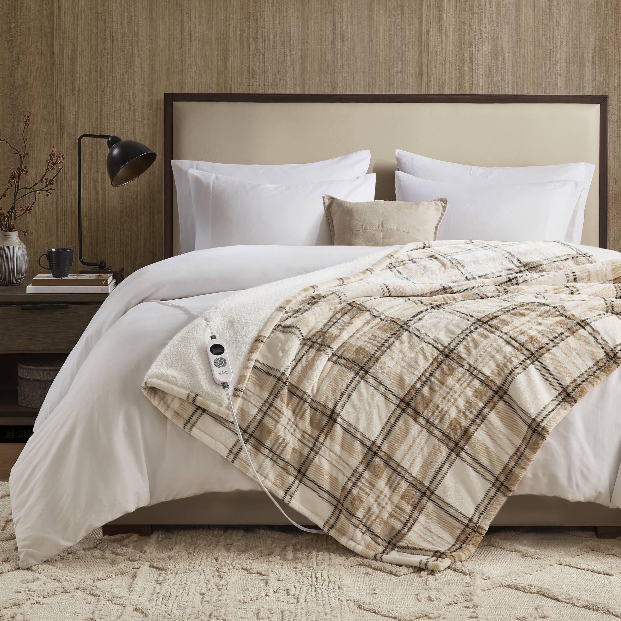 Tan Plaid 50x60' Heated Throw