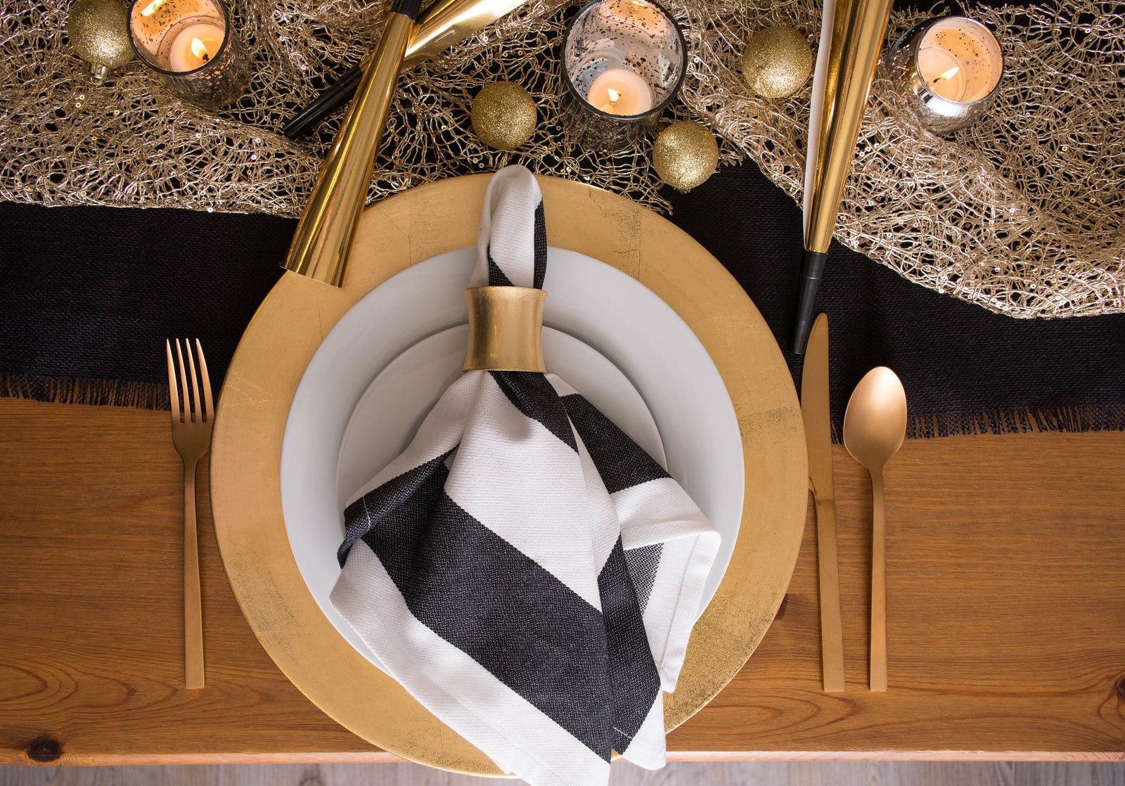 Gold Sequin Mesh 16x10' Table Runner Roll