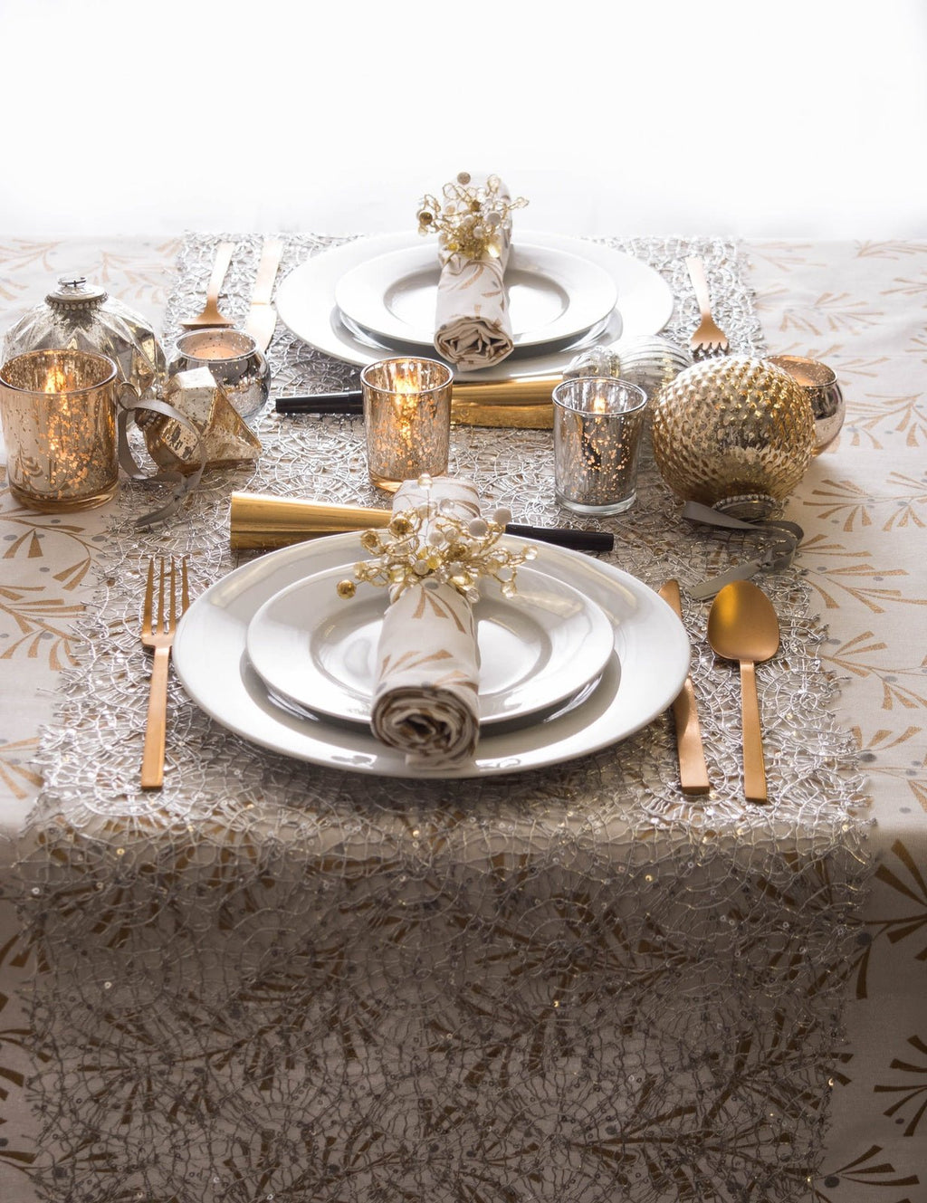 Silver Sequin Mesh 16x10' Table Runner Roll